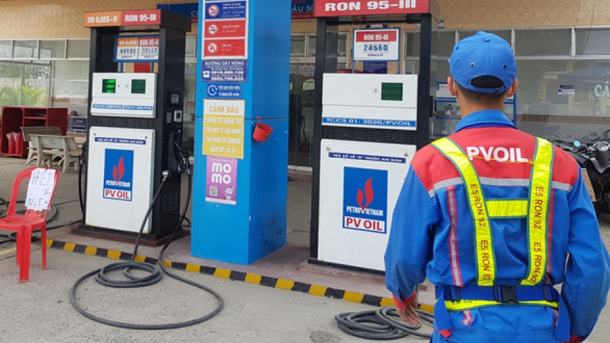 Filling stations run out of petrol due to limited supply